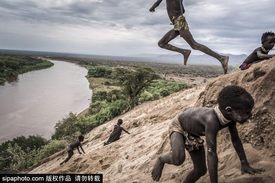 第61屆“荷賽”獲獎(jiǎng)作品揭曉 精選作品賞析