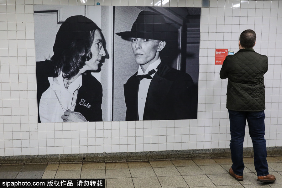 在美國(guó)地鐵遇見(jiàn)“大衛(wèi)·鮑伊” 主題展覽回顧“搖滾變色龍”一生