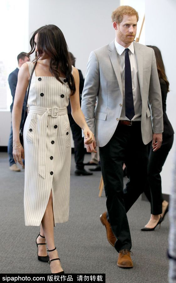 英國哈里王子攜準王妃梅格漢·馬克爾出席活動恩愛有加