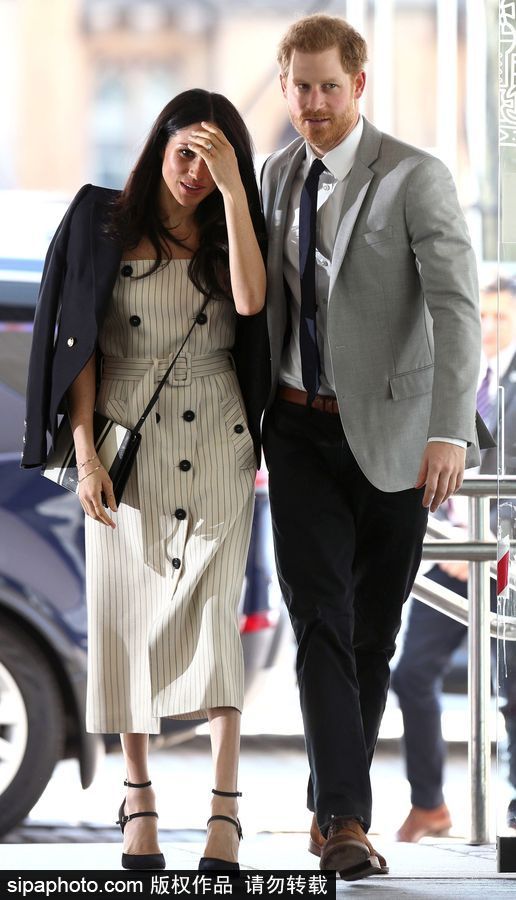 英國哈里王子攜準王妃梅格漢·馬克爾出席活動恩愛有加