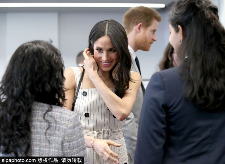 英國哈里王子攜準王妃梅格漢·馬克爾出席活動恩愛有加