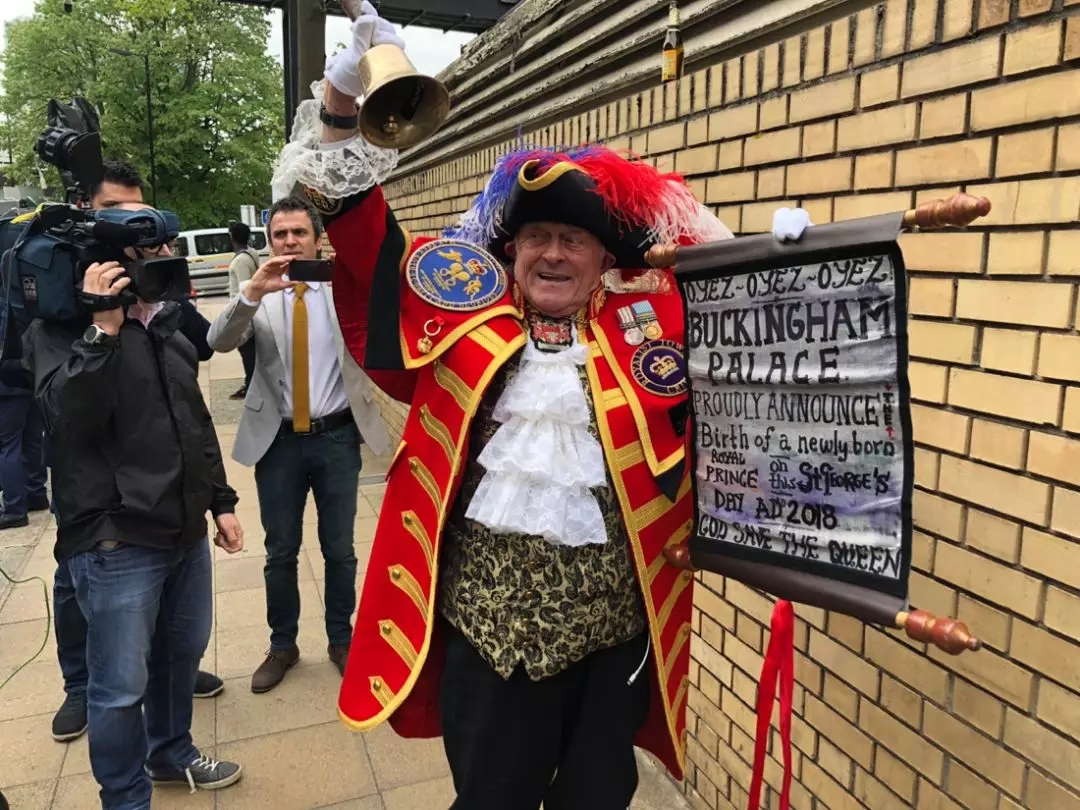 凱特王妃又生了個(gè)小王子！喬治王子一下課就去看弟弟了