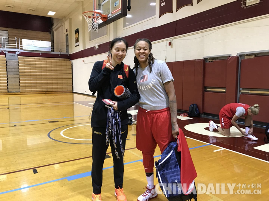 中國女籃美國拉練 26日對戰美國女籃
