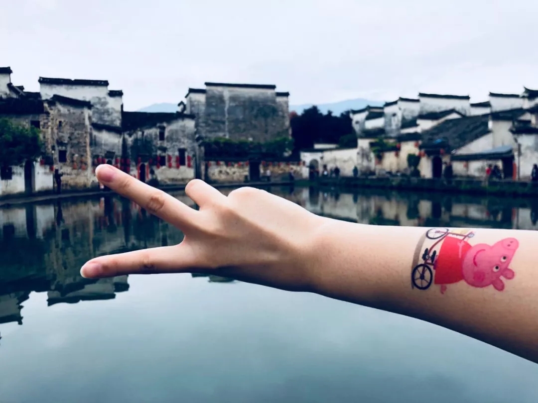 圈粉無數的小豬佩奇，到底為啥被叫做“社會人”？