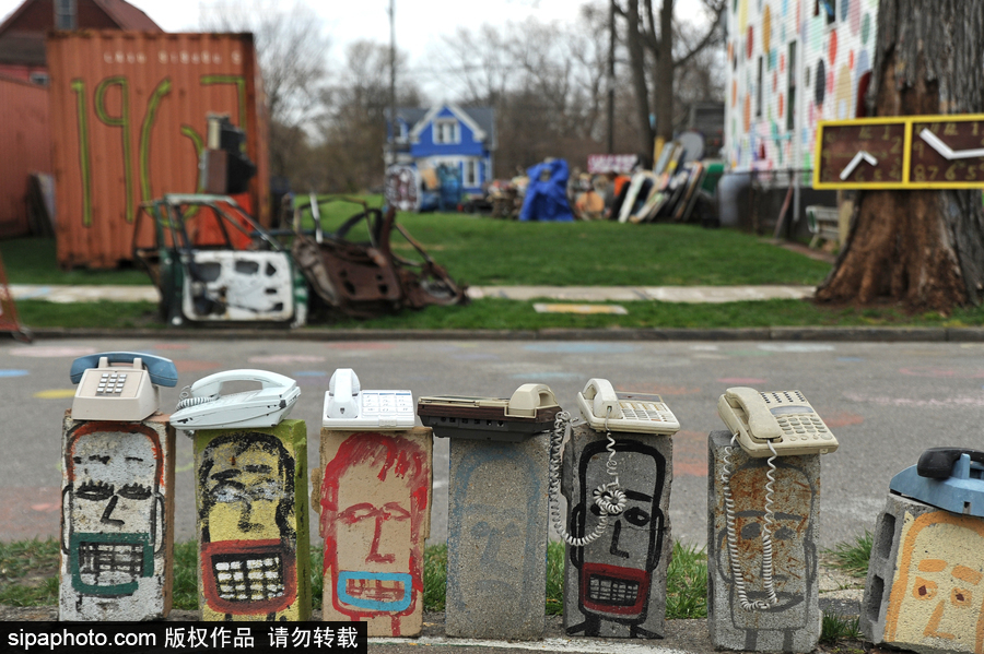 一座“破產”的城市 鏡頭記錄美國底特律廢棄建筑