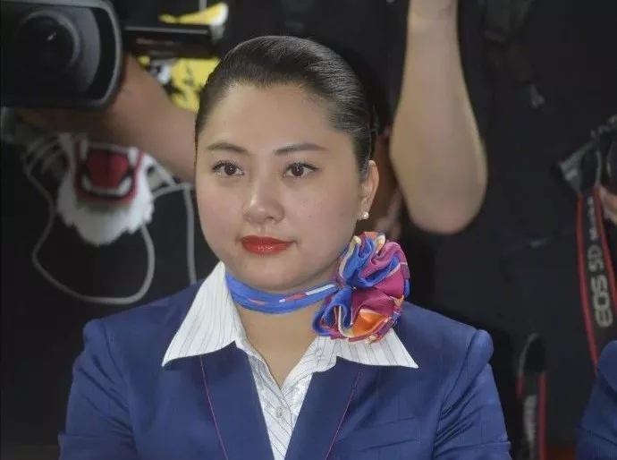 川航機長回憶生死備降驚魂一刻,這波操作簡直是奇跡!