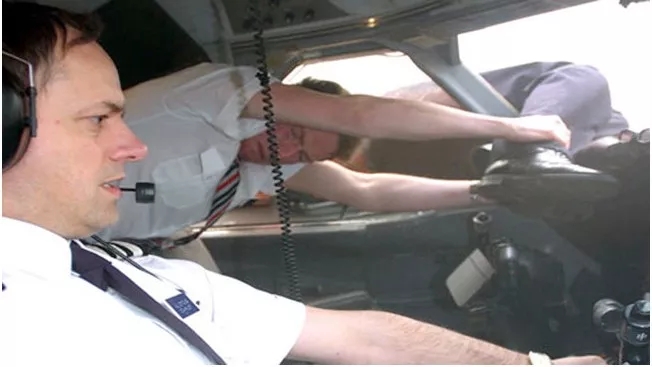 川航機長回憶生死備降驚魂一刻,這波操作簡直是奇跡!