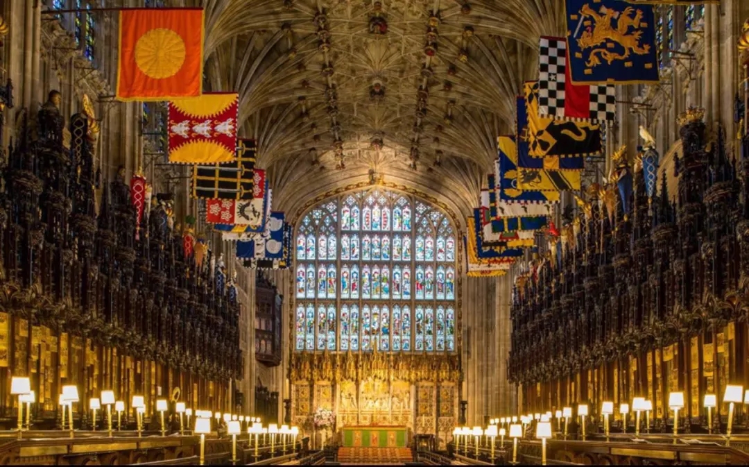 哈里王子大婚倒計時,女王開出的“準婚證”曝光!細節太精美