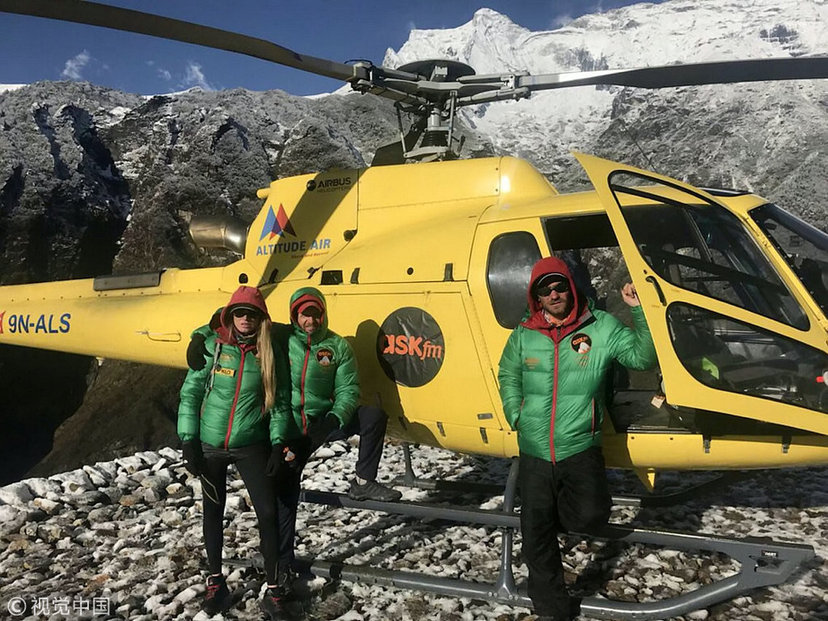 勇者游戲！一網(wǎng)站在珠穆朗瑪峰山頂埋32萬(wàn)元游戲福利先到先得