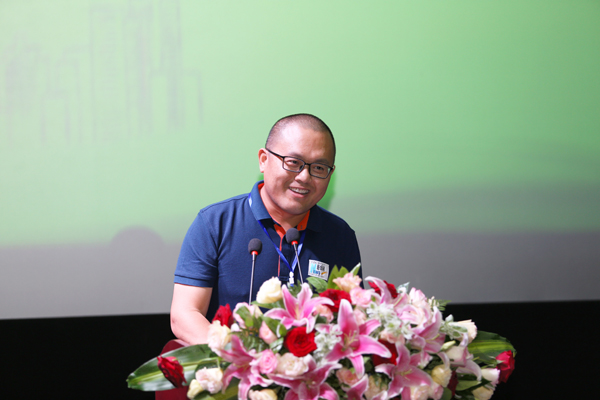 中國足協(xié)與新華網體育共同發(fā)布“熊貓世界杯”傳播戰(zhàn)略,用“熊貓+體育”聯(lián)接世界