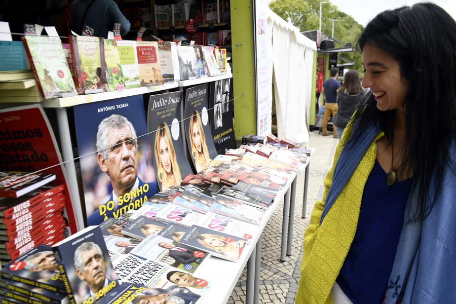 葡萄牙首都里斯本舉行第88屆書(shū)展