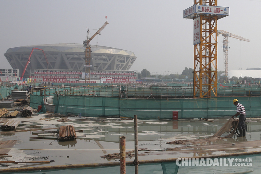 國(guó)家速滑館正在建設(shè)中