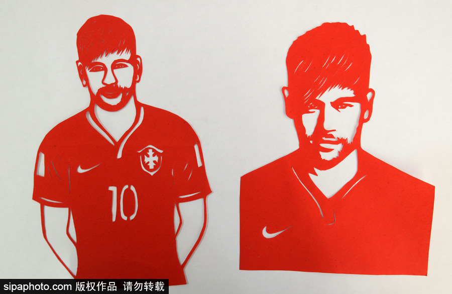 栩栩如生！河北阿姨巧手剪出世界杯球星