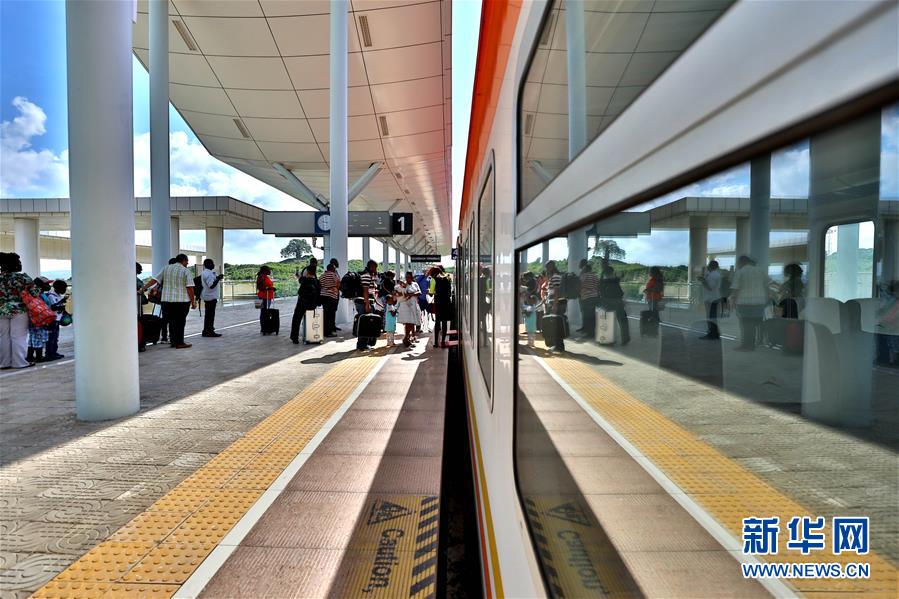 蒙內鐵路累計發送旅客近138萬人次