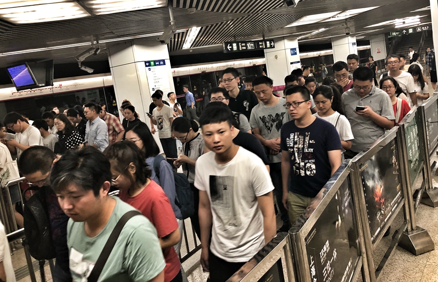 地鐵5號線開往天通苑北方向車門故障 部分列車晚點