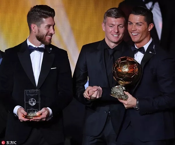 是你去喚醒我，努力才能被愛慕