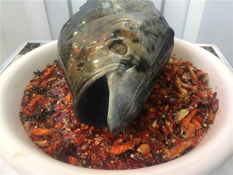 史上最貴“滿漢全席”亮相云南昆明石博會