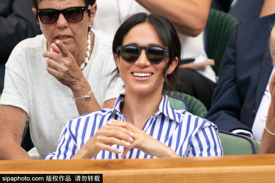 凱特、梅根兩位王妃同框亮相溫網(wǎng)觀戰(zhàn) 氣質(zhì)優(yōu)雅