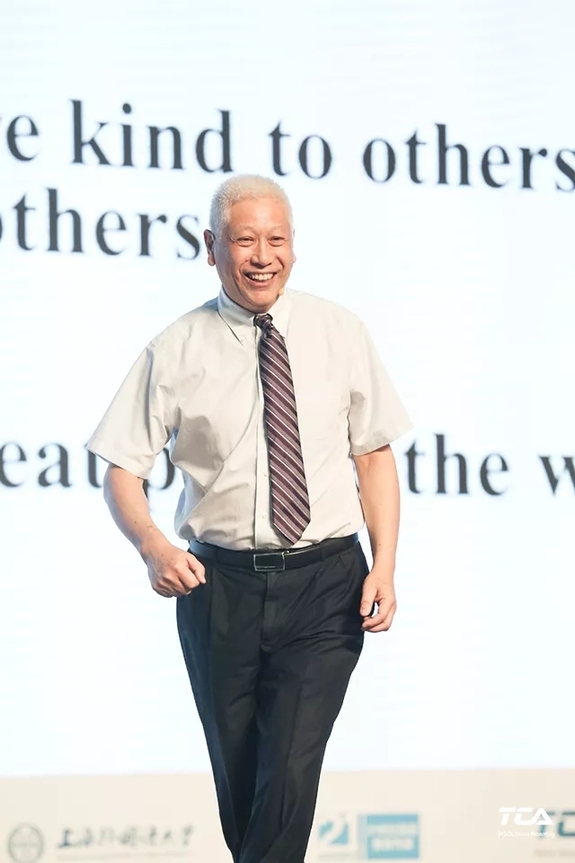 大咖齊聚,嗨翻全場!這是一場超精彩的英語教育界頭腦風暴