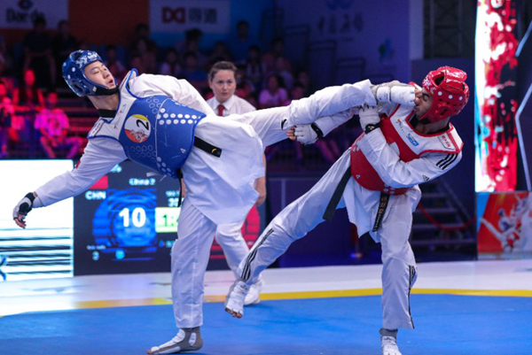 首屆世界跆拳道團(tuán)體世界杯錦標(biāo)賽收官<BR>中國(guó)女隊(duì)包攬冠亞軍,奧運(yùn)項(xiàng)目“無(wú)錫制造”開(kāi)始征程