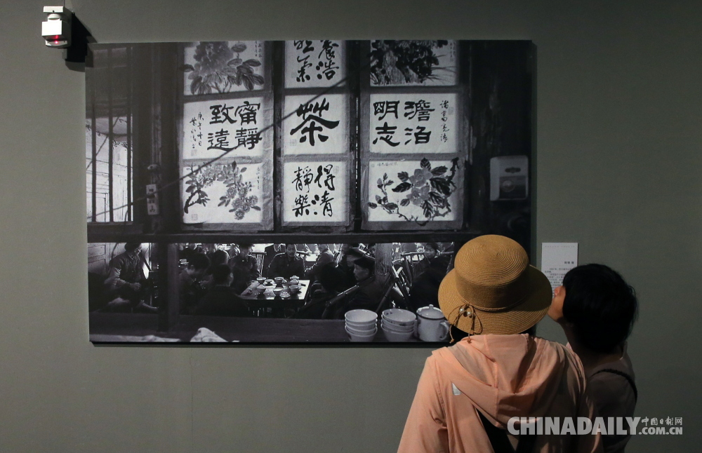 “影像見證40年全國攝影大展”亮相國博