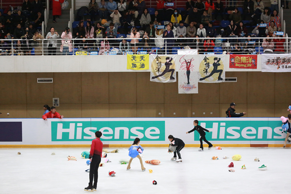 全國花滑大獎賽青島落幕,金博洋新節目很“瘋狂”