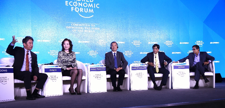 組圖:2018年夏季達(dá)沃斯“全球經(jīng)濟(jì)展望:亞洲視角”分論壇
