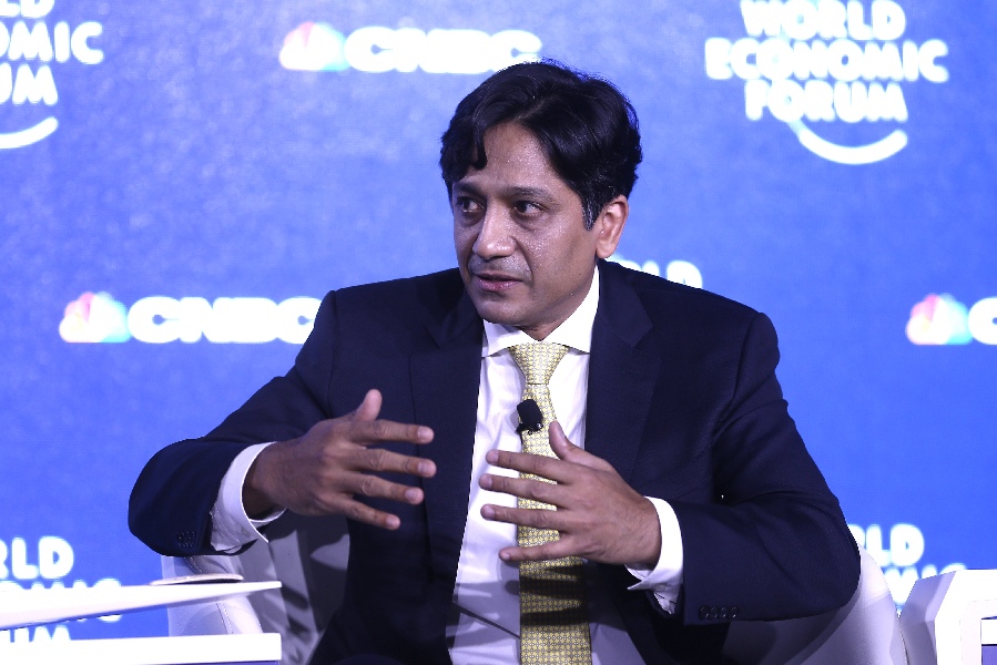 組圖：2018年夏季達沃斯“全球經(jīng)濟展望：亞洲視角”分論壇