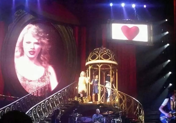 霉霉打破沉默表達政治立場，特朗普：對她歌的喜愛減少25%丨外媒說