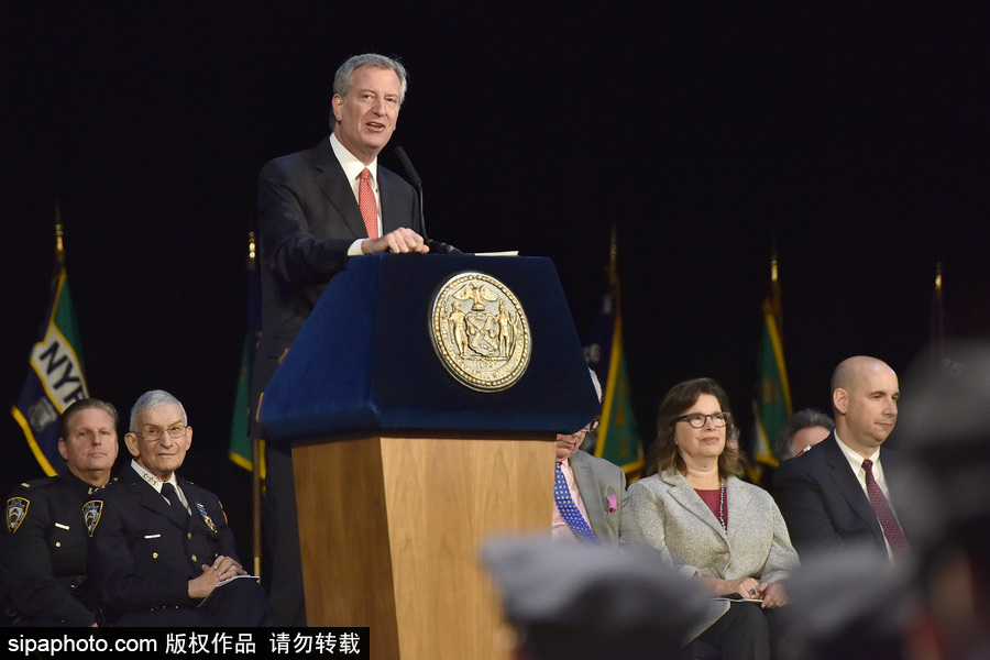 美國紐約：青春洋溢朝氣十足！紐約市警察學院畢業典禮盛大舉行