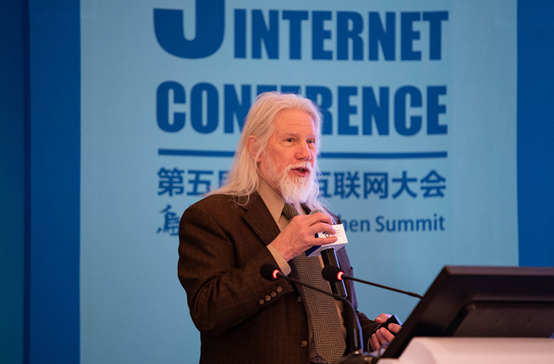 惠特菲爾德?迪菲:預見互聯網未來