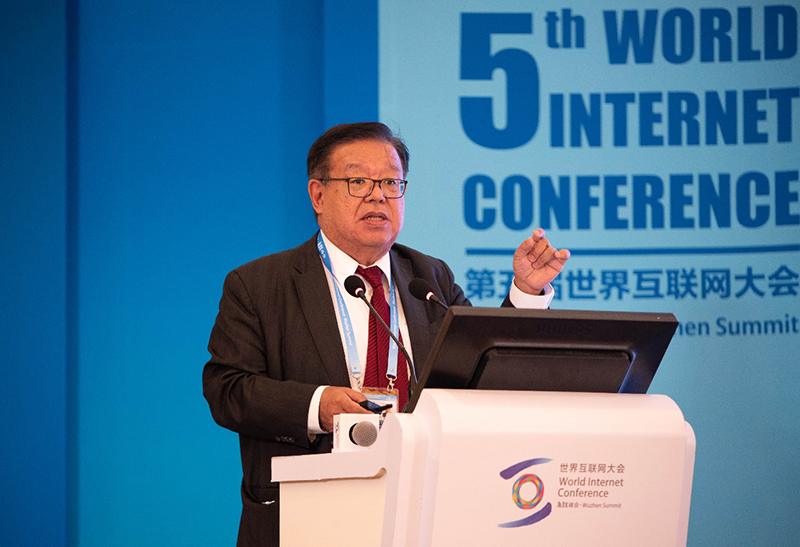 村井純:網絡文明