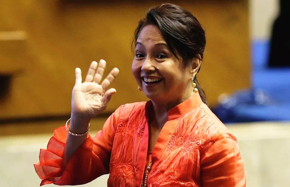 菲律賓前總統(tǒng)阿羅約：中國能飛速發(fā)展，我一點都不驚訝丨40年40人