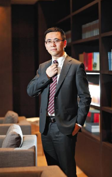 萬科集團副總裁劉肖榮獲地產華表獎年度貢獻人物