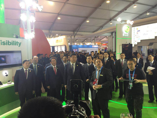 世界互聯(lián)網(wǎng)大會(huì)直擊：周鴻祎展示網(wǎng)絡(luò)安全黑科技