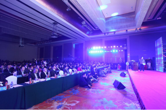 地產華表獎:樓艷青榮獲房地產領軍人物獎