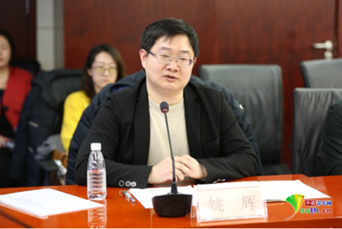 “中國綠色網絡建設與青少年健康成長”兩會代表委員座談會舉行