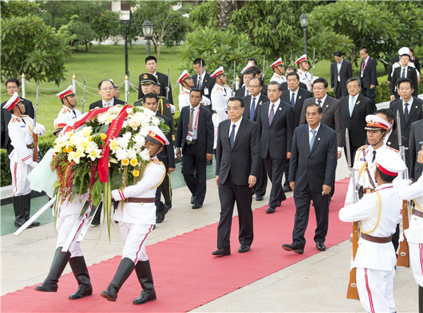 李克強總理正式訪問老撾 雙方將穩(wěn)步推進中老鐵路等大項目建設(shè)
