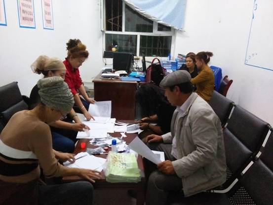 夯實扶貧地基，且末縣工作組精準扶貧“回頭看”