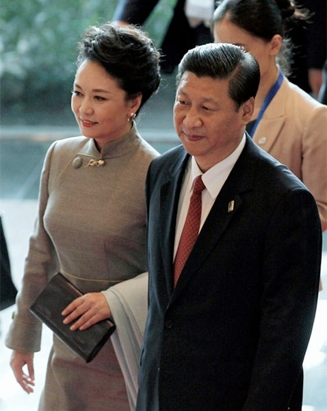 中美第一夫人共看熊貓!當中國牡丹遇到美國玫瑰